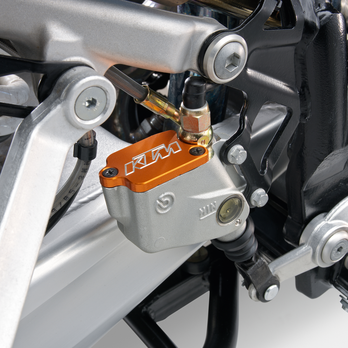 Brake reservoir cover