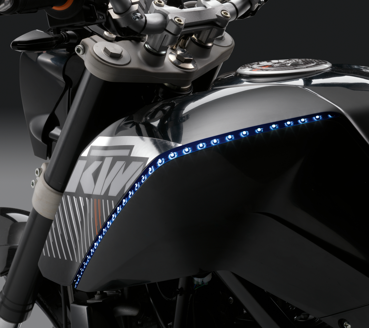 LED illumination kit