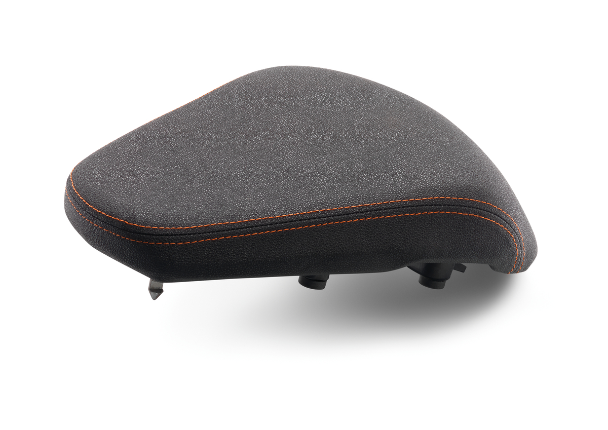 Ergo pillion seat