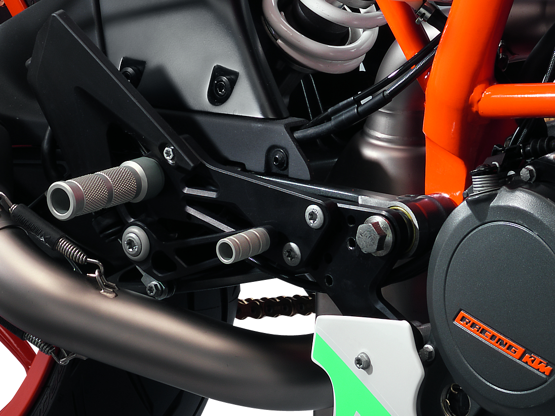 Factory footpeg system