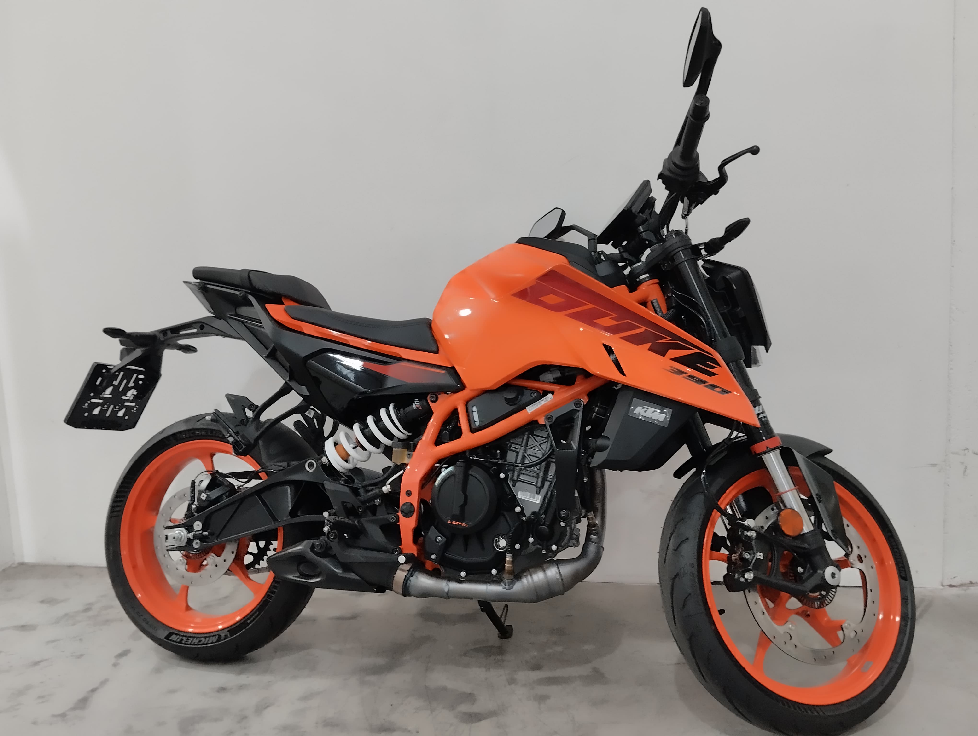 KTM 390 DUKE ORANGE 2025 KTM 390 DUKE ORANGE 2025